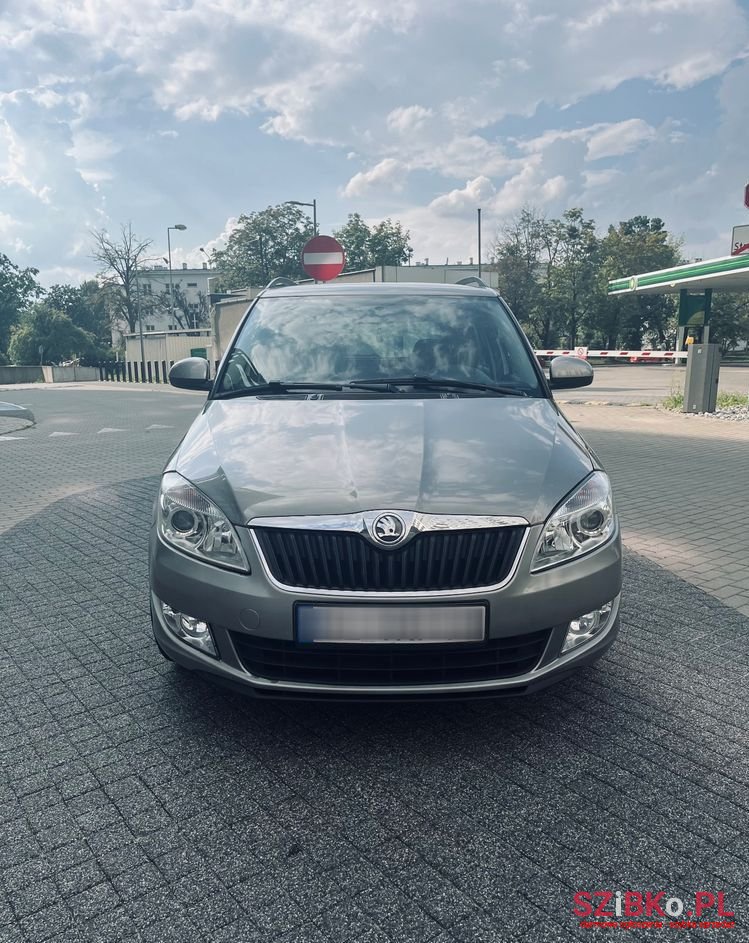 2014' Skoda Fabia 1.2 Tsi Ambiente photo #2