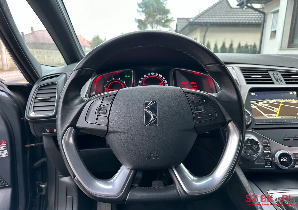 2015' Citroen DS5 1.6 Bluehdi Chic photo #6