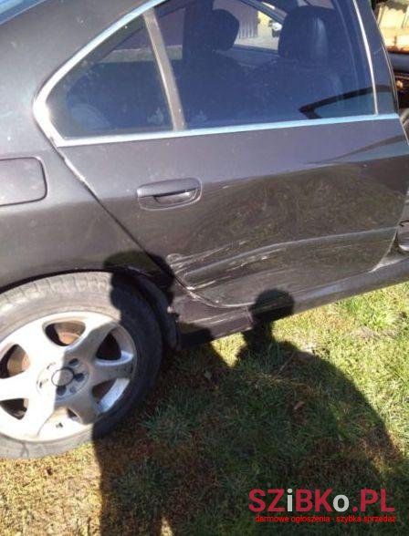 2001' Peugeot 607 photo #1