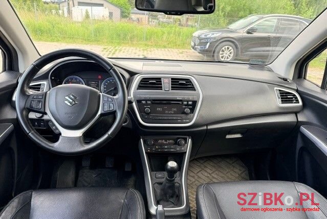 2014' Suzuki SX4 S-Cross photo #6