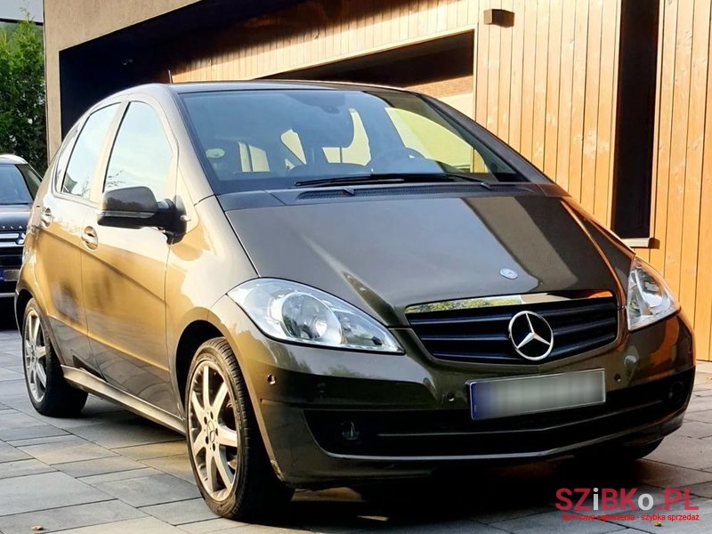 2010' Mercedes-Benz A-Class photo #1