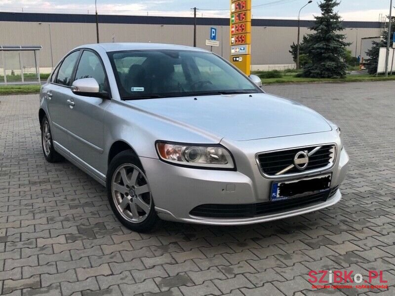 2011' Volvo S40 photo #5