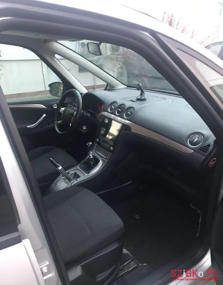 2006' Ford Galaxy photo #3