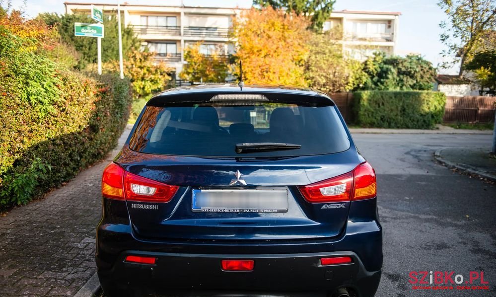 2011' Mitsubishi ASX 1.6 2Wd photo #6