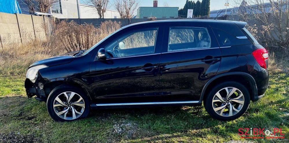 2012' Citroen C4 Aircross photo #1