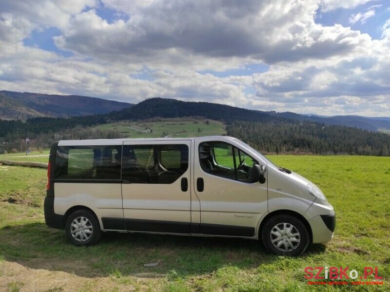 2008' Renault Trafic photo #1
