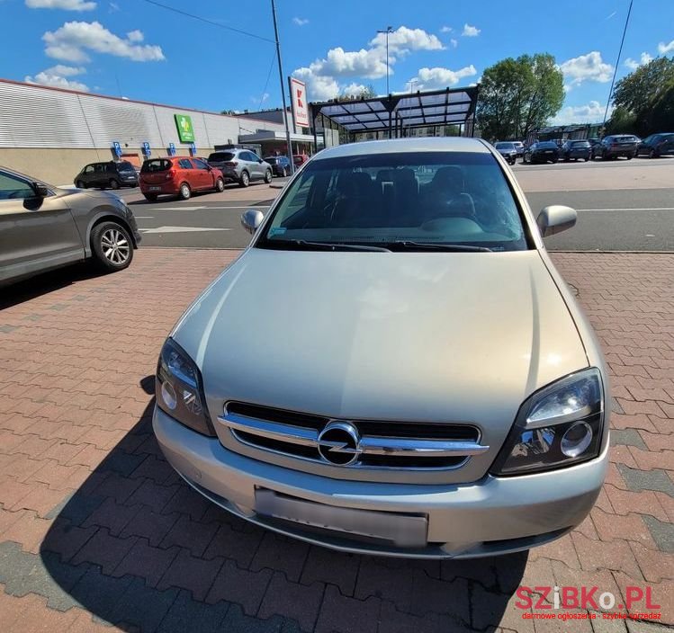 2005' Opel Vectra 1.9 Cdti Comfort photo #1