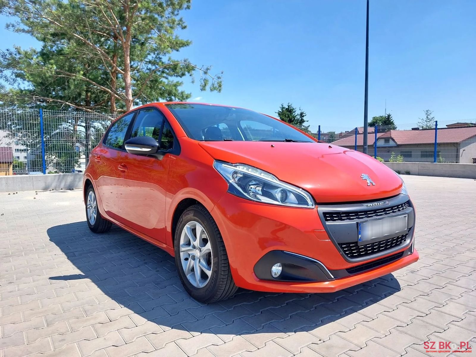 2016' Peugeot 208 photo #2