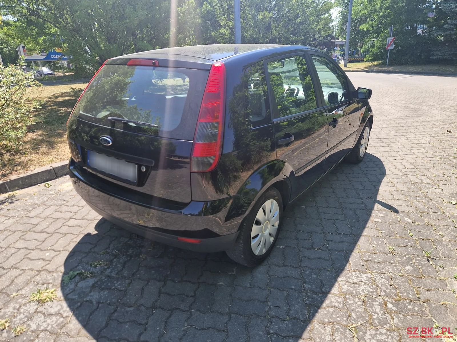 2002' Ford Fiesta photo #4