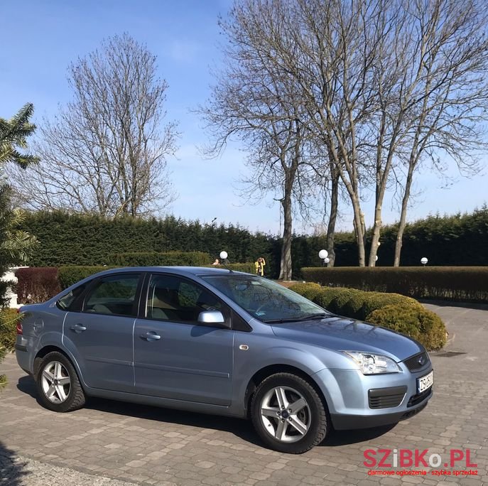 2007' Ford Focus photo #2