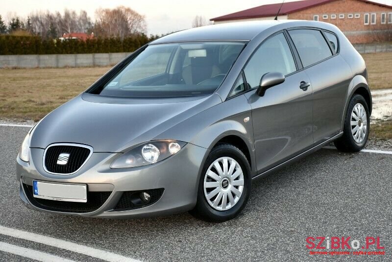 2008' SEAT Leon photo #4