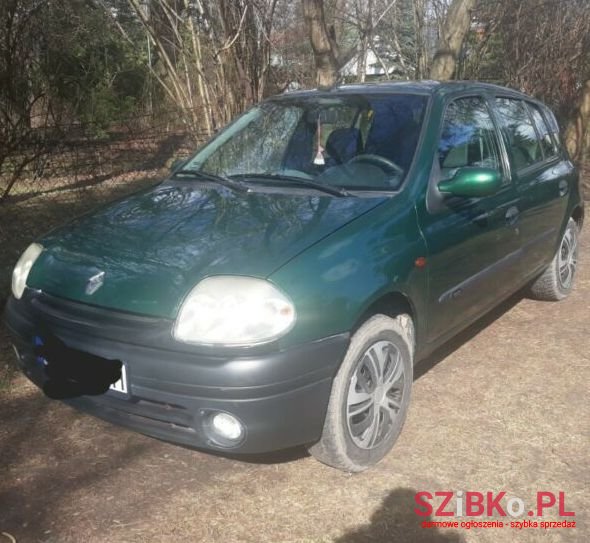 2001' Renault Clio photo #3