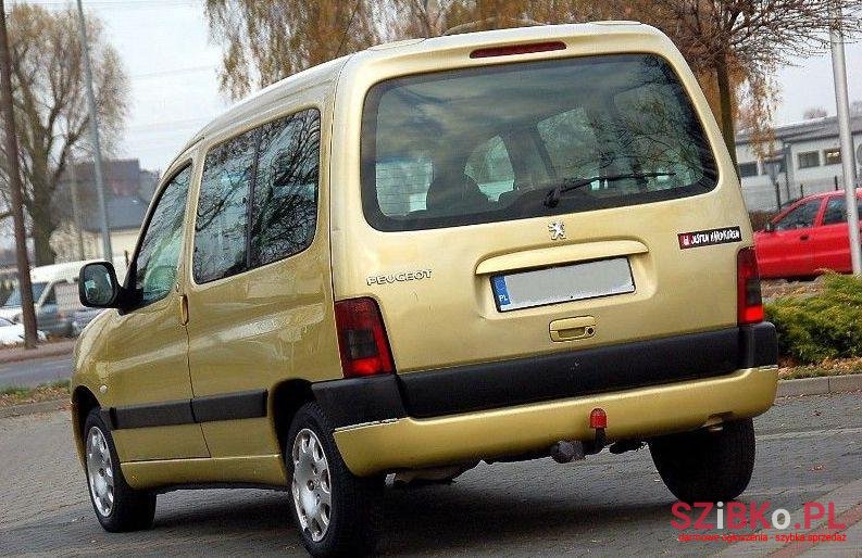 2004' Peugeot Partner photo #1