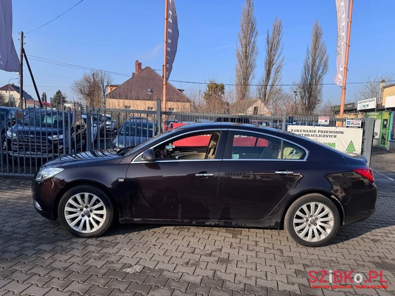 2011' Opel Insignia 2.0 T Sport photo #4