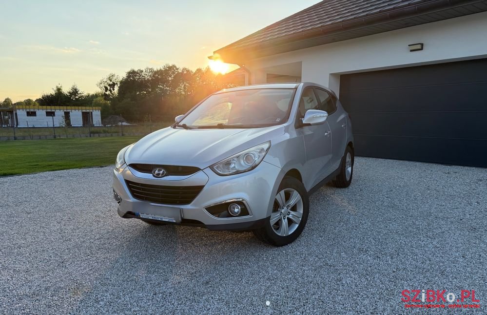 2010' Hyundai ix35 2.0 Premium photo #2