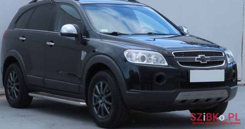 2010' Chevrolet Captiva photo #2