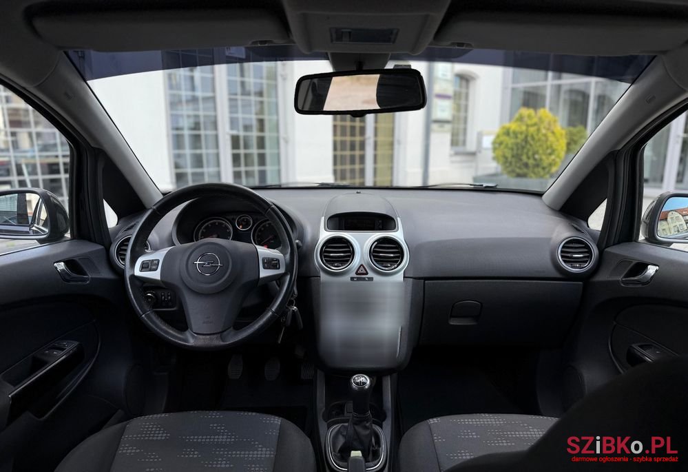 2011' Opel Corsa 1.2 16V Cosmo photo #6