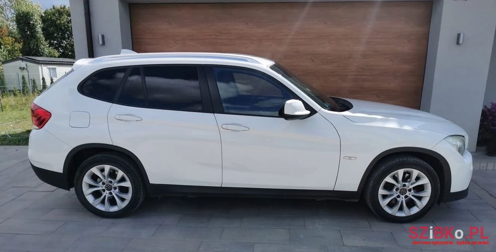2010' BMW X1 Sdrive18D photo #3