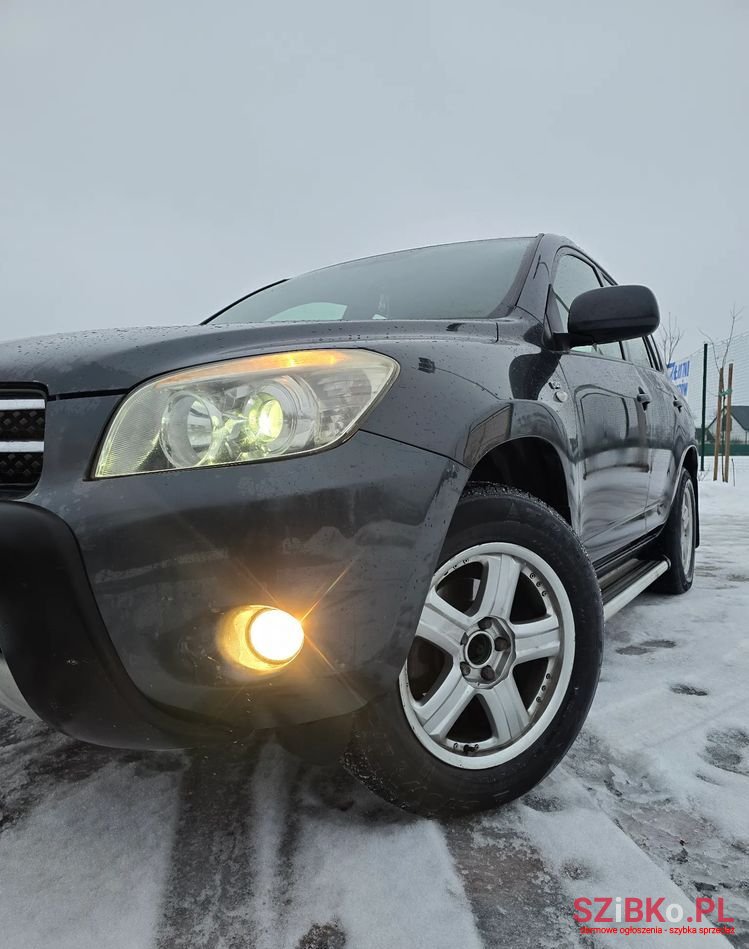 2007' Toyota RAV4 2.2 D-4D Premium photo #6