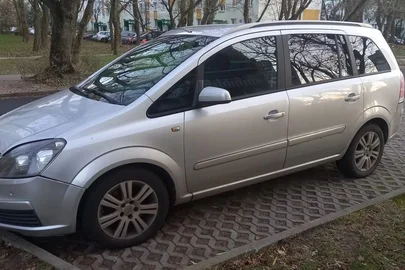2005' Opel Zafira