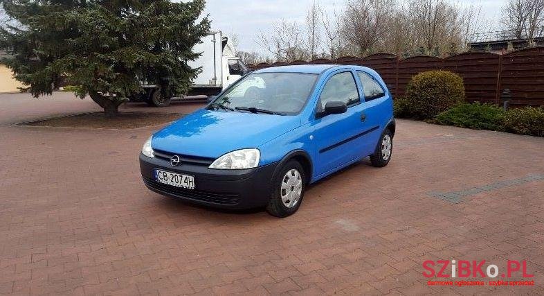 2001' Opel Corsa photo #2