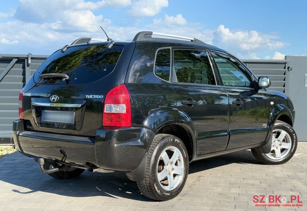 2009' Hyundai Tucson photo #2