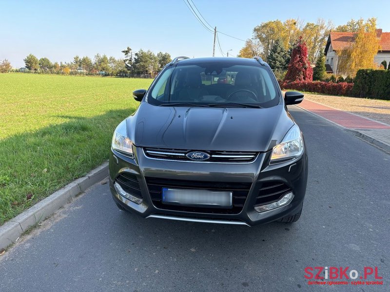 2015' Ford Kuga 2.0 Tdci 4X4 Sync photo #2