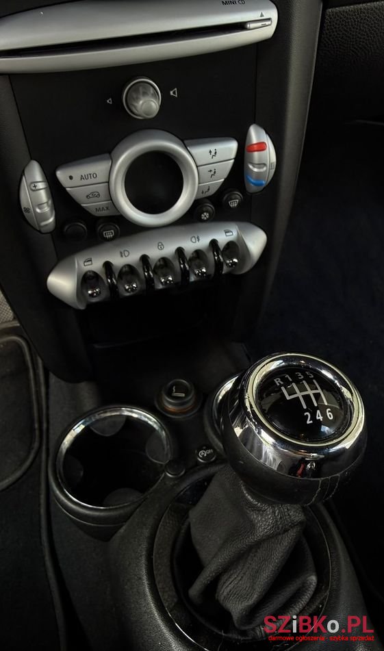 2009' MINI One photo #5