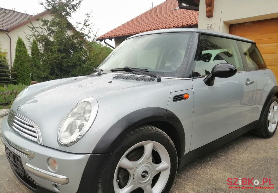 2004' MINI One photo #1