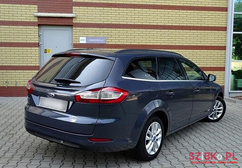 2013' Ford Mondeo photo #4