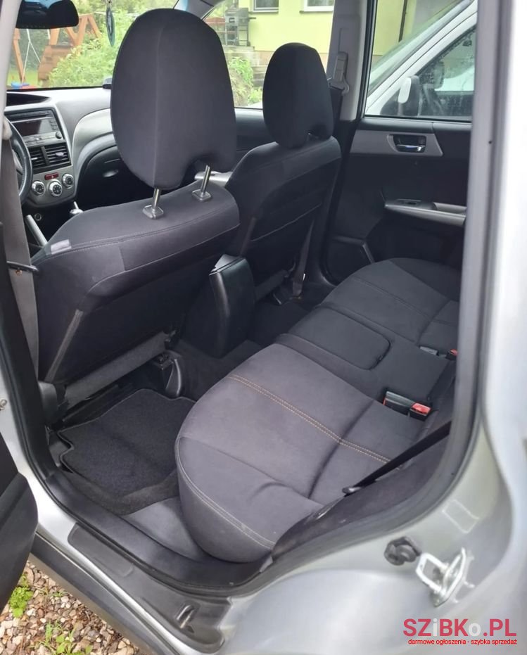 2009' Subaru Forester photo #6
