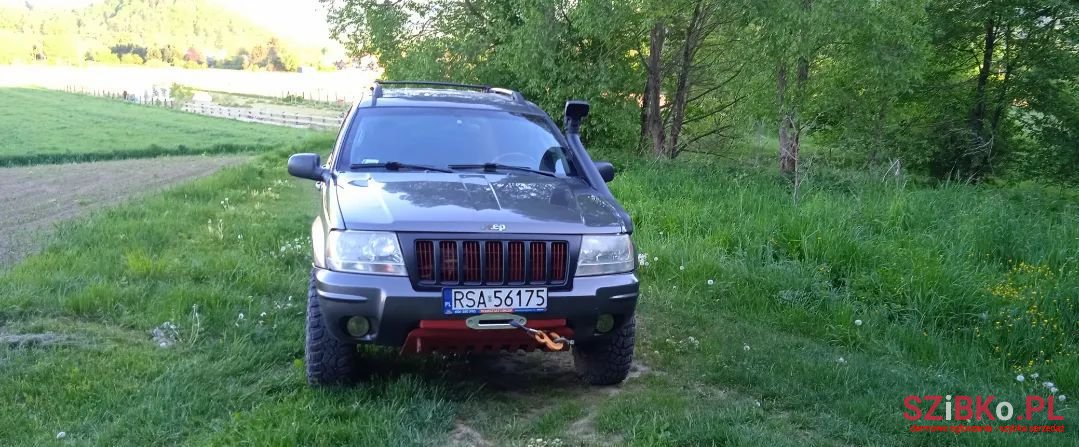 2004' Jeep Grand Cherokee photo #1