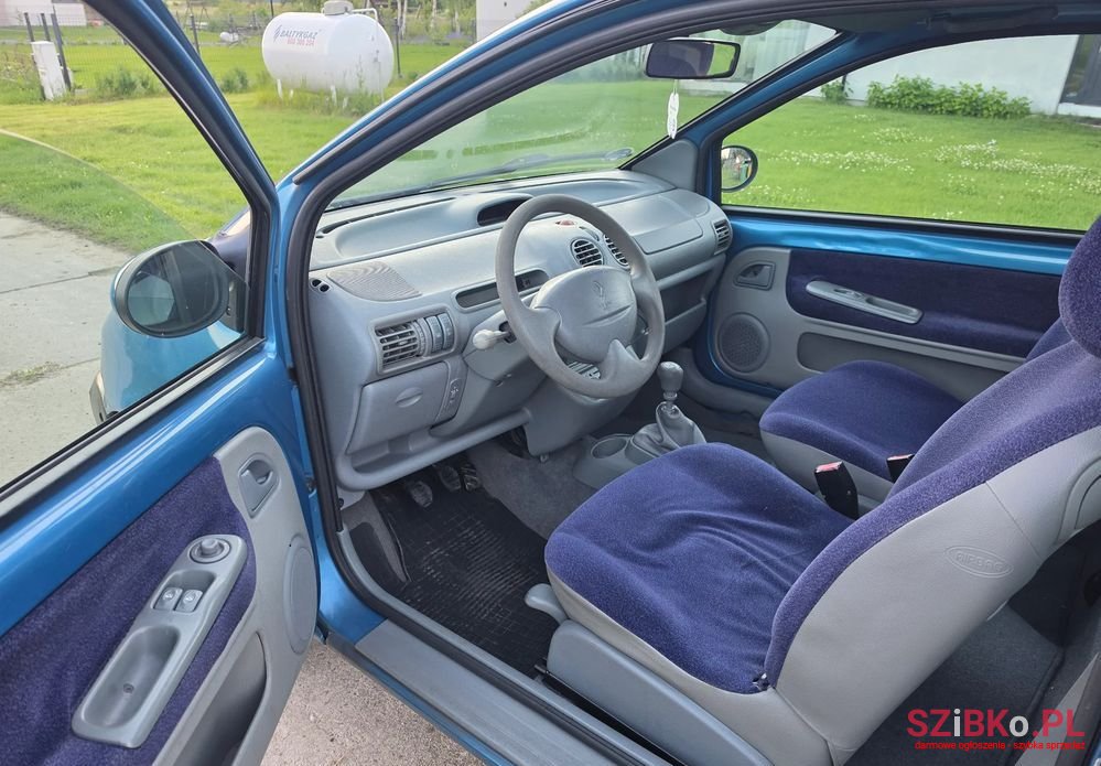 2006' Renault Twingo 1.2 Privilege photo #6