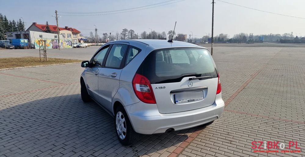 2011' Mercedes-Benz A-Class photo #2