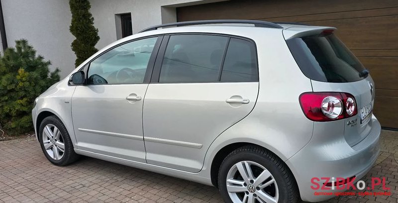 2012' Volkswagen Golf Plus photo #4