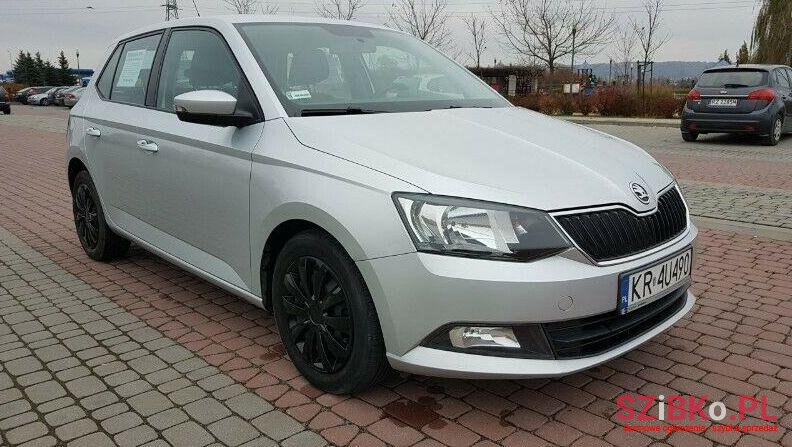 2016' Skoda Fabia photo #2