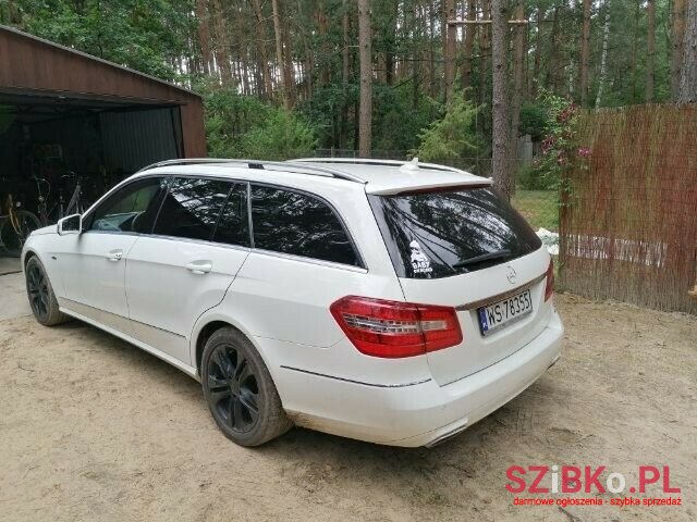 2012' Mercedes-Benz Klasa E photo #1