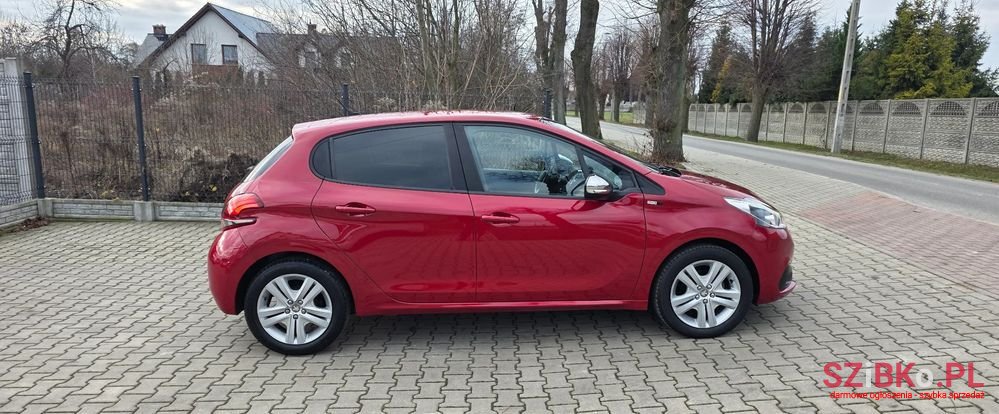 2016' Peugeot 208 Puretech 82 photo #4