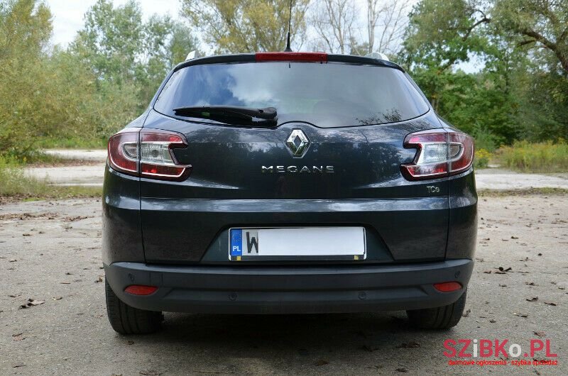 2012' Renault Megane photo #3