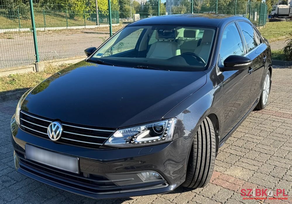 2015' Volkswagen Jetta photo #1