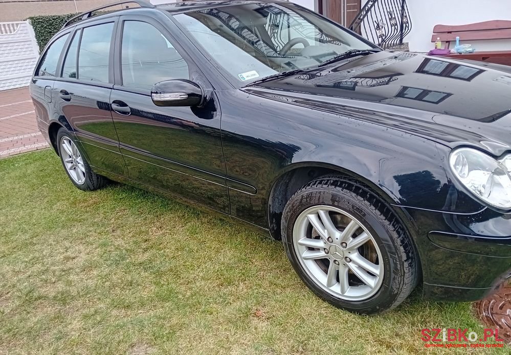2003' Mercedes-Benz C-Class 200 T photo #5