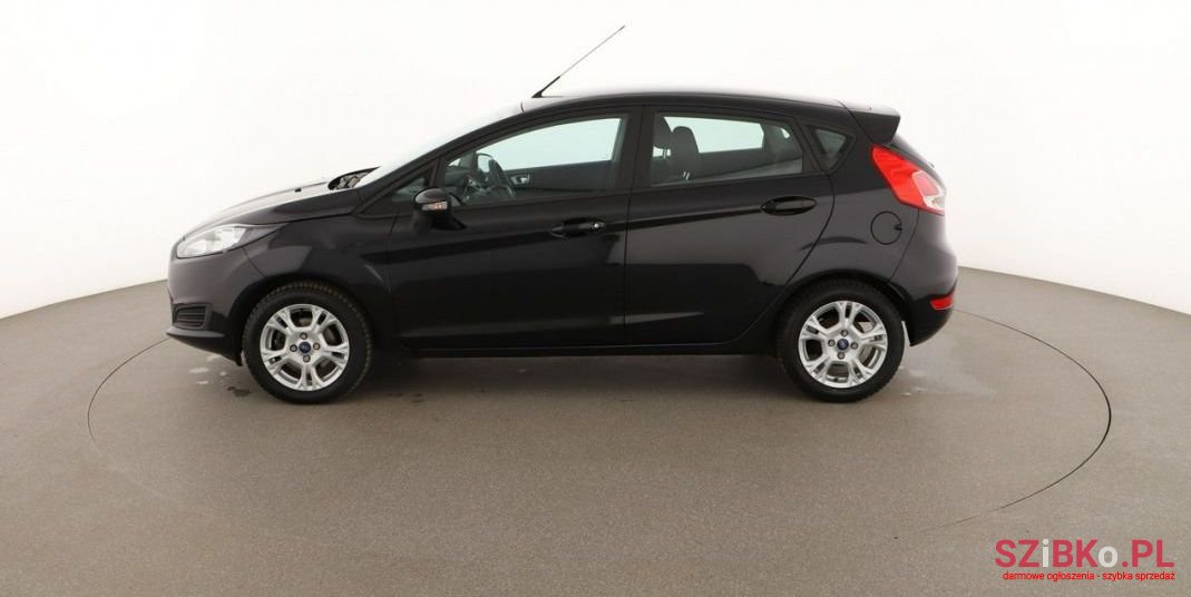 2014' Ford Fiesta photo #2