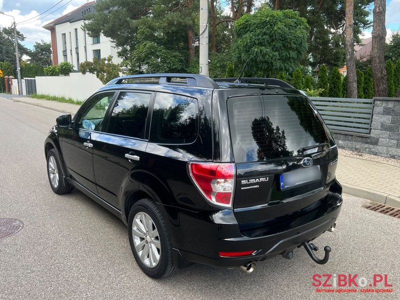 2011' Subaru Forester 2.0X Edition photo #4