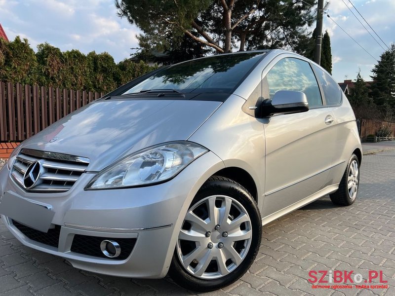 2009' Mercedes-Benz A-Class 200 Cdi Avantgarde photo #1