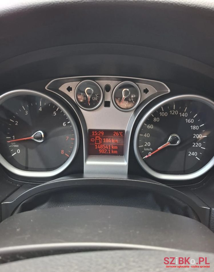 2011' Ford Focus photo #2