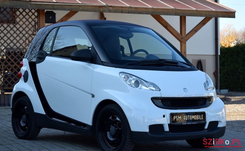 2008' Smart Fortwo photo #3