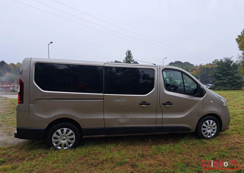 2017' Renault Trafic photo #5