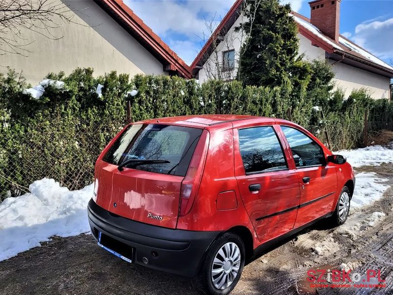 2001' Fiat Punto photo #2