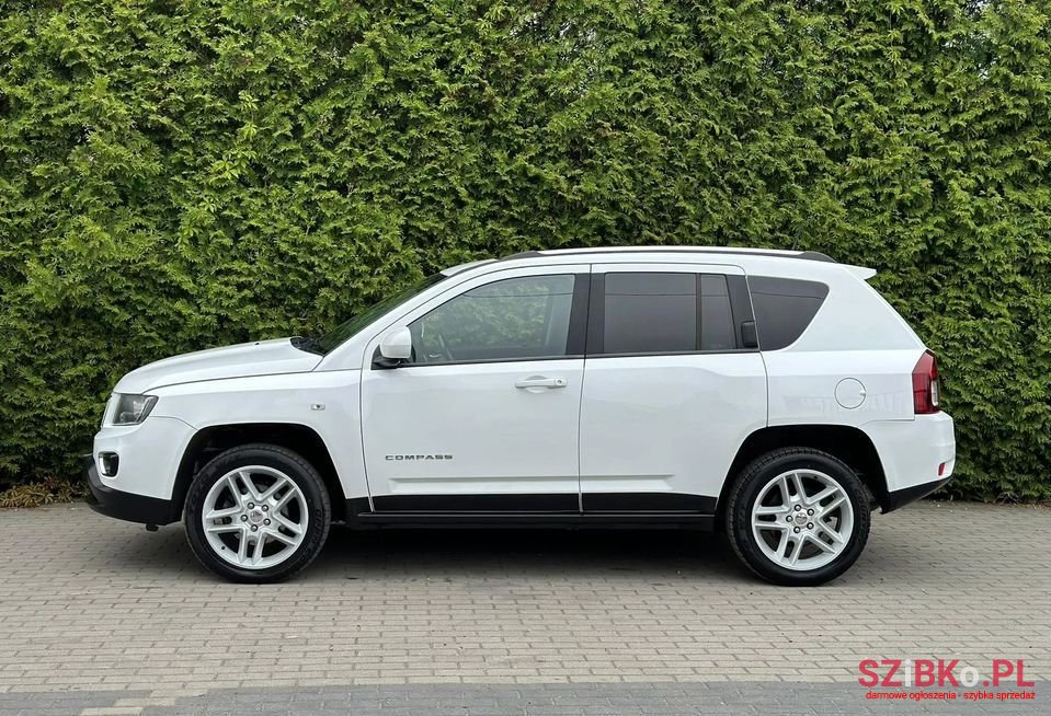 2013' Jeep Compass photo #6