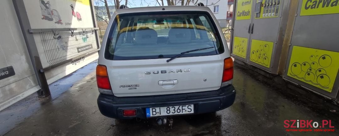 1999' Subaru Forester photo #4